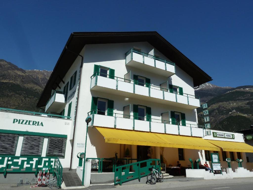 Hotel-Restaurant-Pizzeria Goldrainerhof Ngoại thất bức ảnh