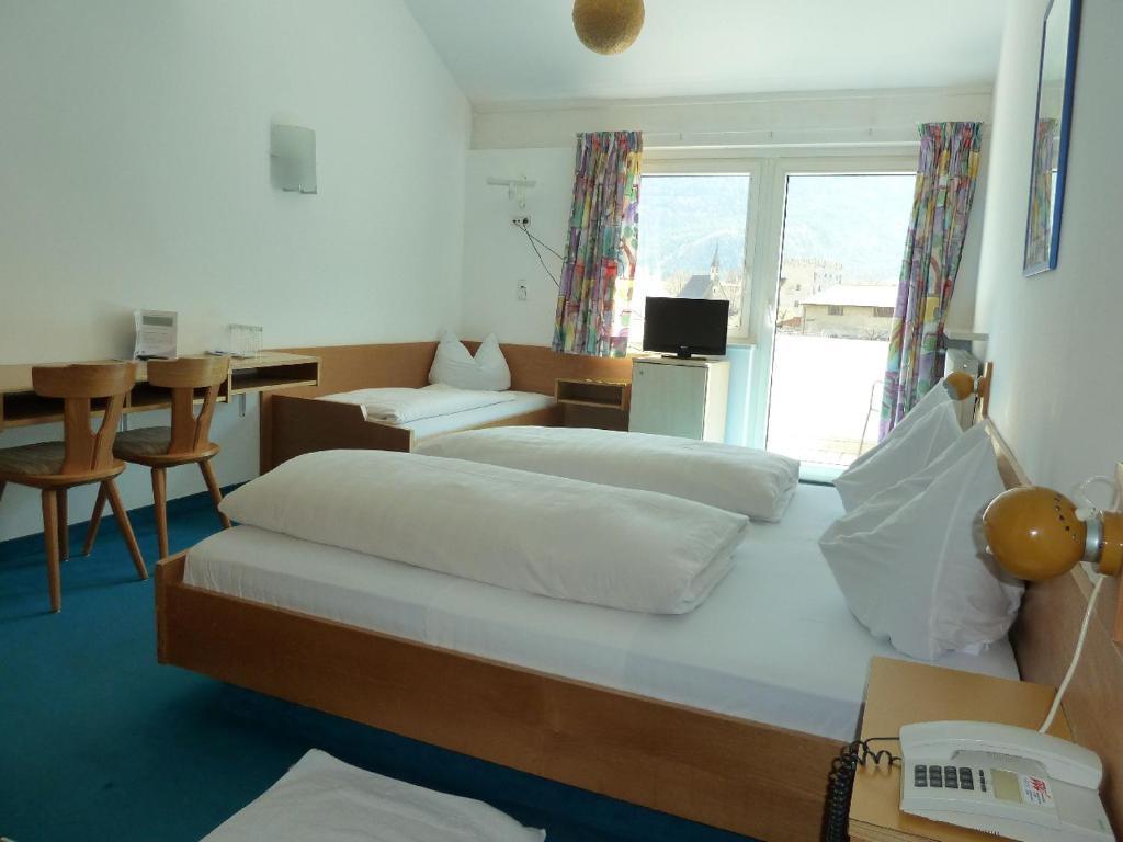 Hotel-Restaurant-Pizzeria Goldrainerhof Ngoại thất bức ảnh